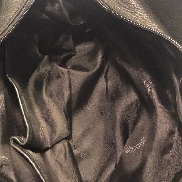 Classic Black Leather FOSSIL Satchel - Picture 8 of 9